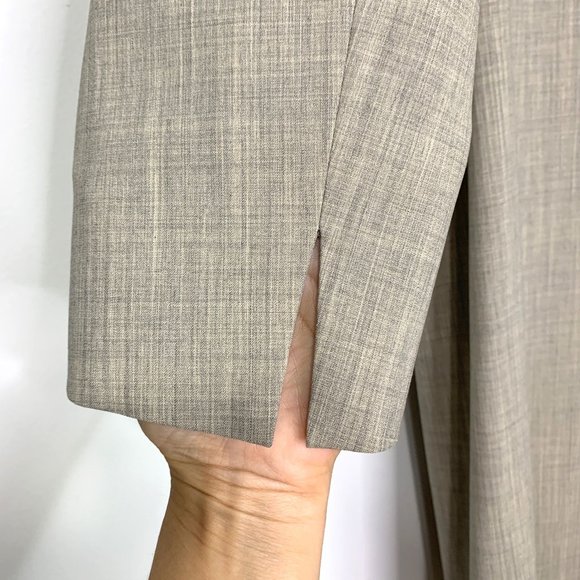 MAX MARA Women's Grayish Beige Long Sleeve Overcoat Sz 8‎ - Picture 7 of 10